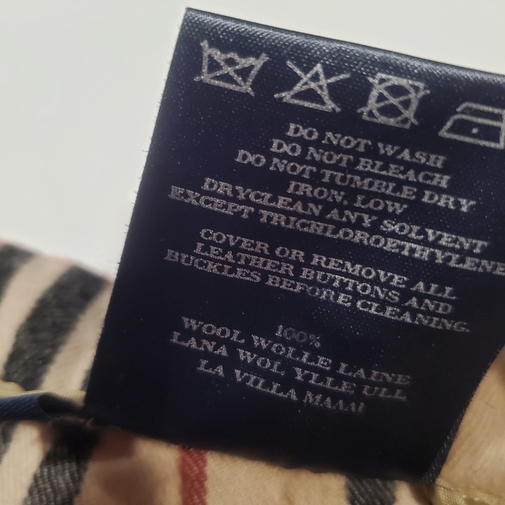 Burberry Nova Check Bermuda Wool Shorts - Picture 5 of 9